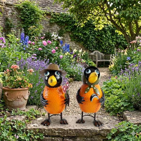 Entzückende Rabenfrau Florine ca. 32 cm - Dekofigur